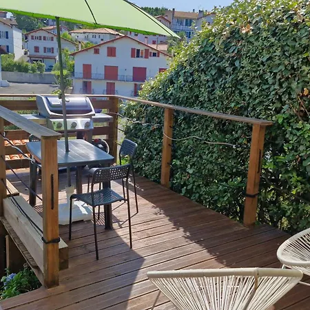 Jolie Maison Cosy Avec Terrasse 600m